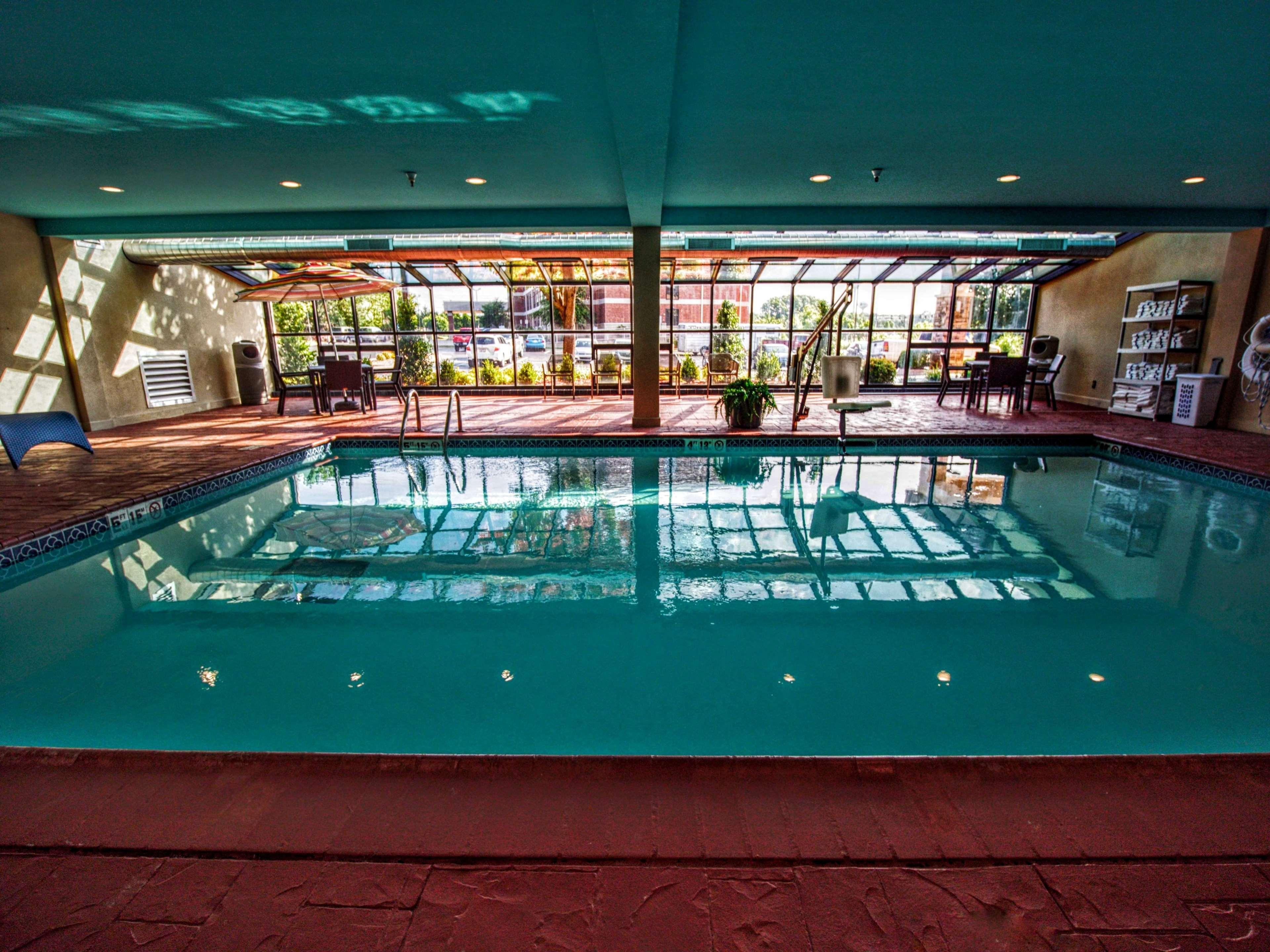 Hampton Inn Edmond Bagian luar foto